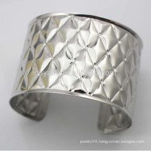 Stainless Steel Diamond-Shape Pattern Silver Wide Cuff Bangle Bracelet For Women Ladies